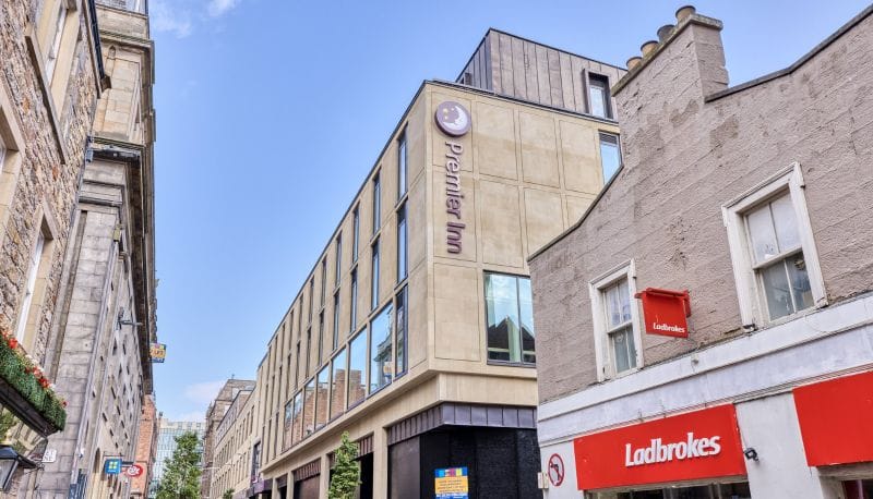 Premier Inn Edinburgh City Centre