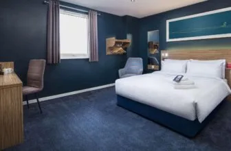 Travelodge Edinburgh Queen Street
